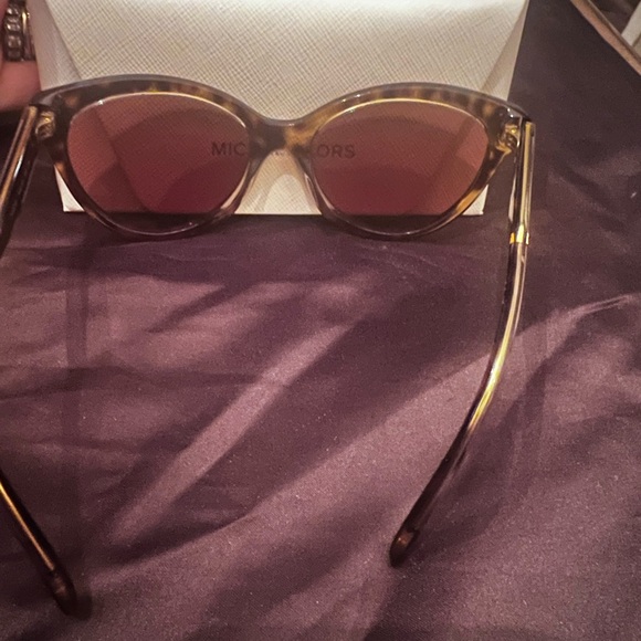 Michael Kors Makenna sunglasses - Picture 3 of 9